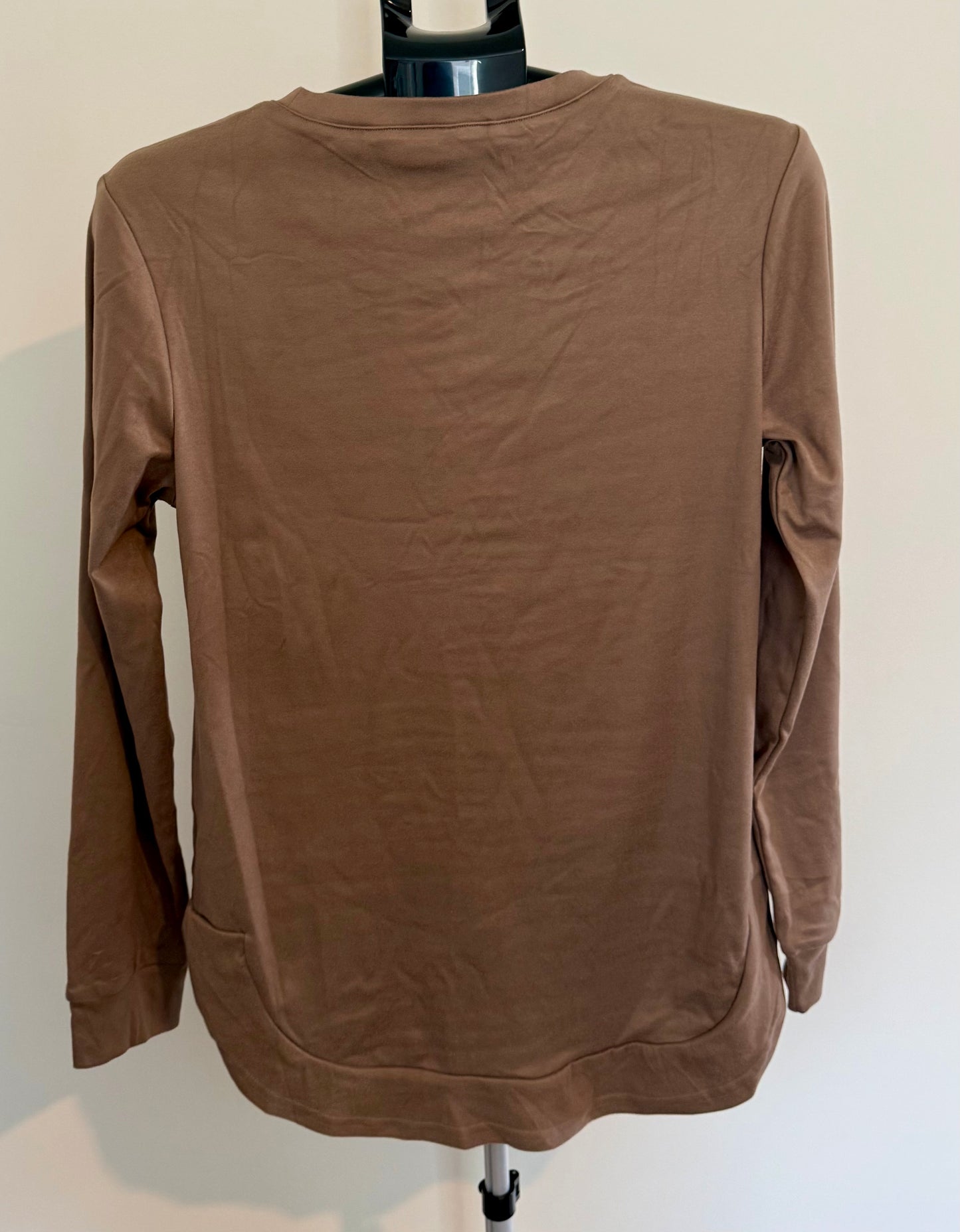 Women’s Brown Long-Sleeve Crew Neck Top – Soft Stretchy Casual Shirt SIZE SMALL