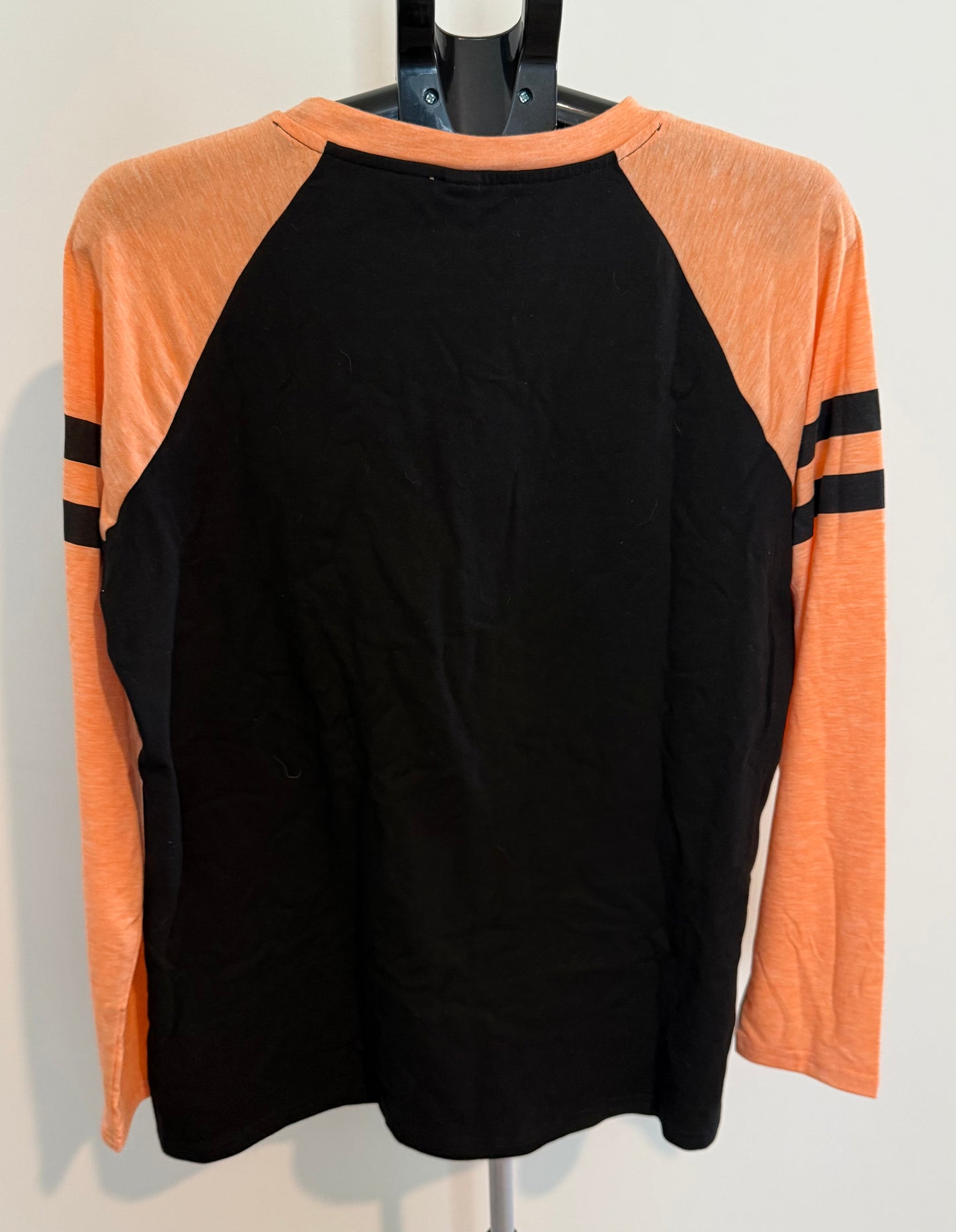 “BOO” Happy Halloween Long Sleeve Shirt – Orange & Black Raglan Top SIZE XL