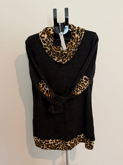 Black Sweater with Leopard Print Accents – Soft Lightweight Pullover SIZE XL
