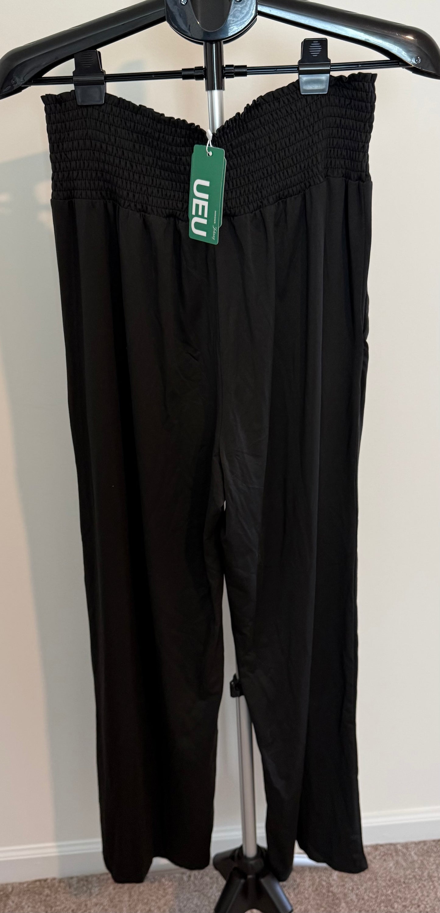 Black Smocked Waist Wide-Leg Pants – Lightweight Flowy Fit SIZE XL