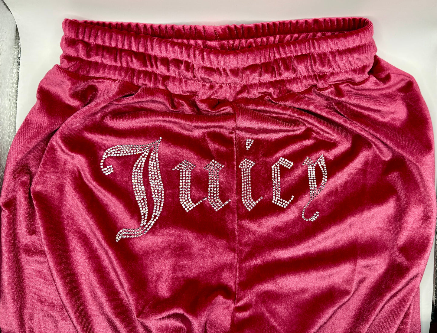 Juicy Style Pink Velour Hoodie & Jogger Set – Rhinestone “Juicy” Back SIZE SMALL