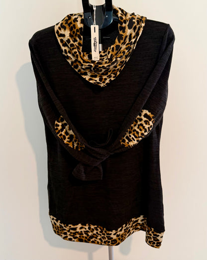 Black Sweater with Leopard Print Accents – Soft Lightweight Pullover SIZE XL