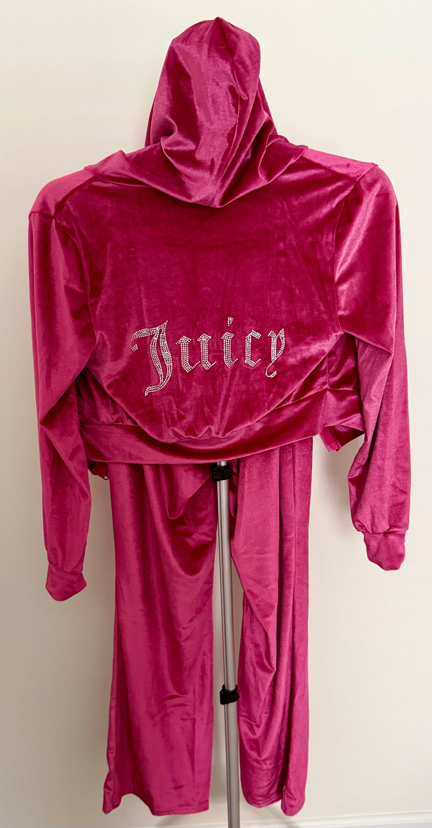 Juicy Style Pink Velour Hoodie & Jogger Set – Rhinestone “Juicy” Back SIZE SMALL